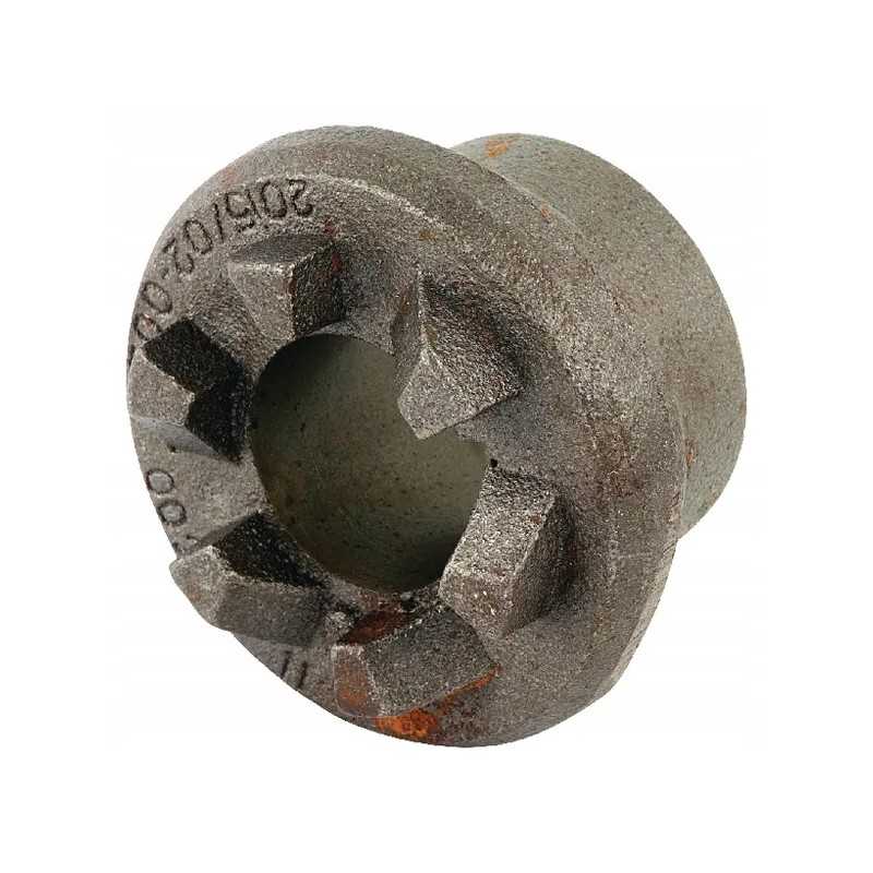 Kairioji sankabos įvorė tinka dalgio barstytuvui