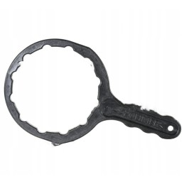 Raktas, skirtas atsukti purkštuvo įsiurbimo filtrus