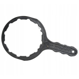 Raktas, skirtas atsukti purkštuvo įsiurbimo filtrus