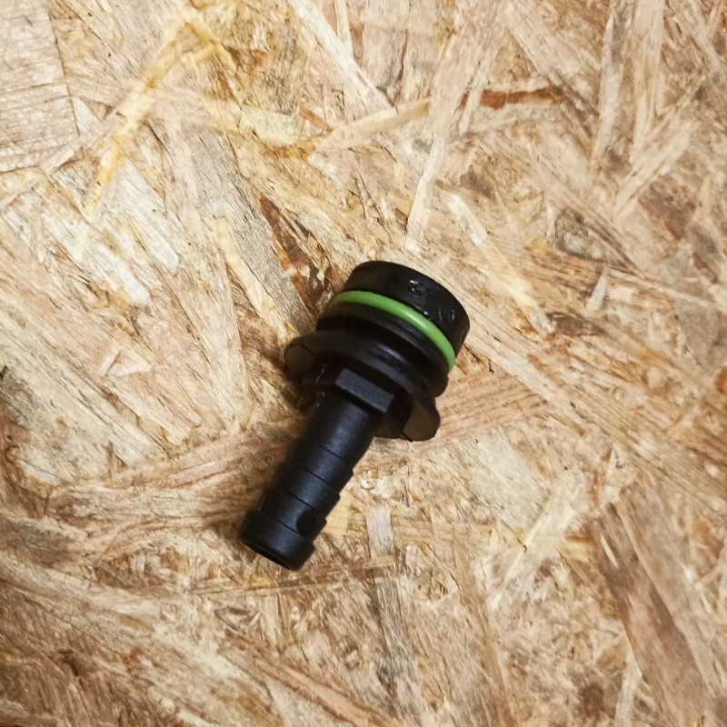 Purkštuvo skirstytuvo sekcijos jungtis