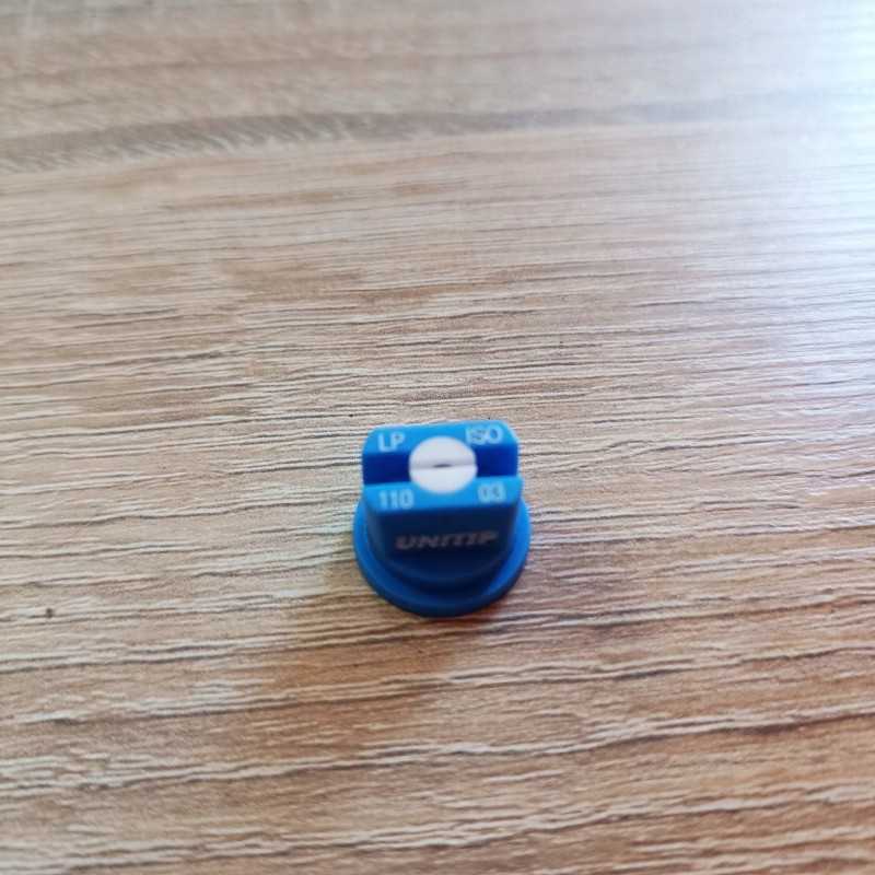 0 3 mėlynas purkštuvo antgalis