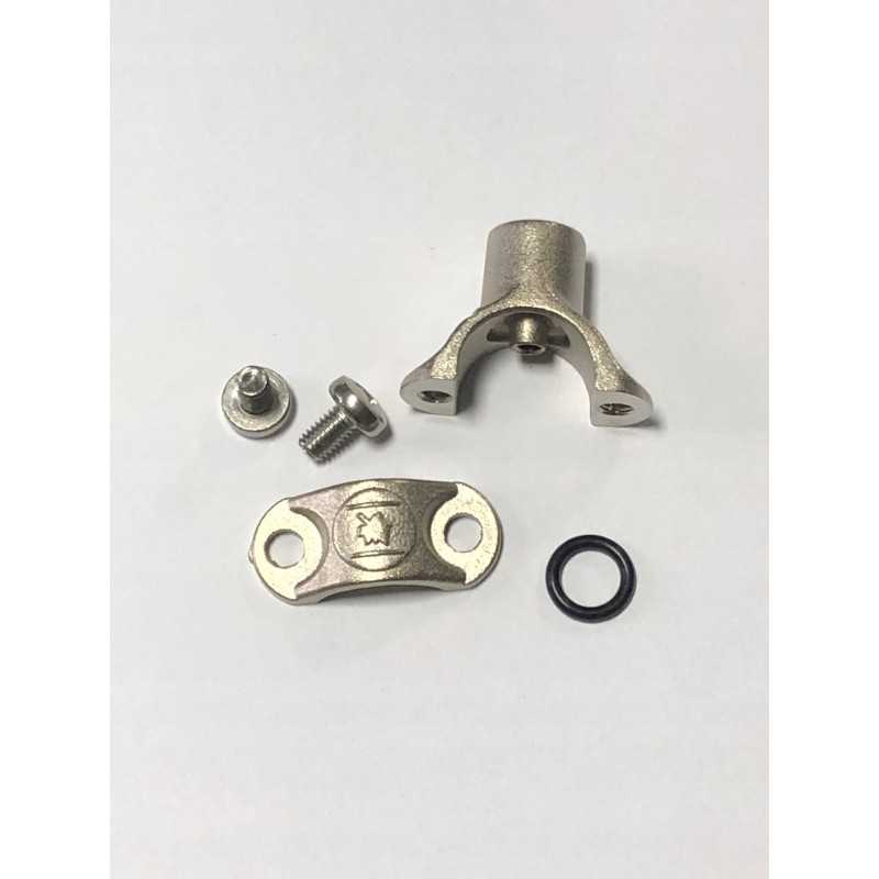 Žalvarinis jungas sodo purkštuvui