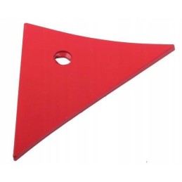 Prieplauka dešinėje nuo dešinės vienos skylės Kverneland