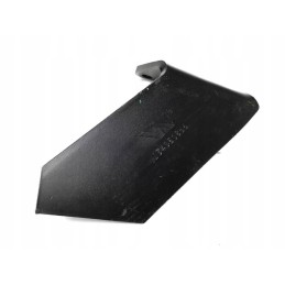 Platus ražienų kultivatoriaus plūgas, kairėje