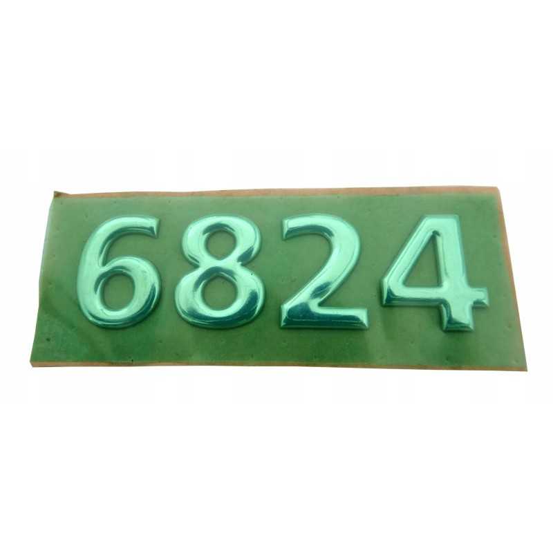 Ženklas 6824 sidabru iškilusios raidės