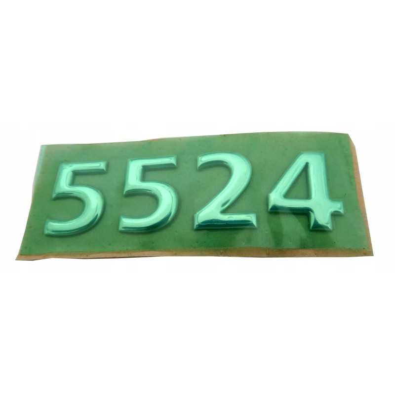 Ženklas 5524 sidabru iškilusios raidės