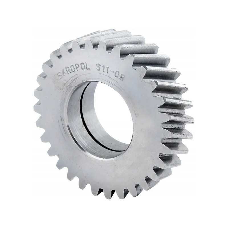 Apatiniame tarpiniame rate yra kondensatas