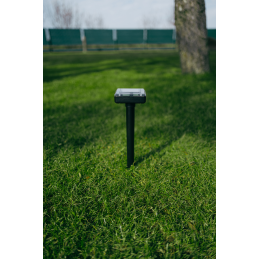 Saulės energija veikiantis kurmių ir graužikų atbaidiklis – kvadratinis, didelis -CTRL-MO101S