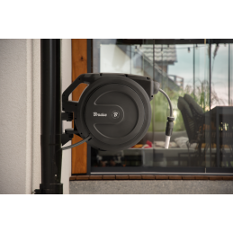 WHITE LINE automatinė žarnos ritė su 1/2 colio žarna – 20 m ir priedais -WL-W7B20