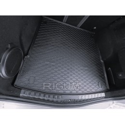 „Alfa Romeo Stelvio“ (su žemų dažnių garsiakalbiu) krosoveris 2017– RIGUM 401004 bagažinės kilimėlis