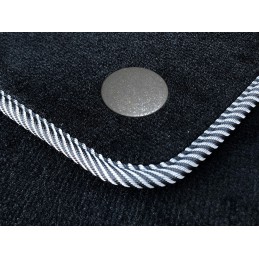 „Dacia Duster II“ (keleivių salonas) 2018 m. – MAX-DYWANIK veliūriniai kilimėliai