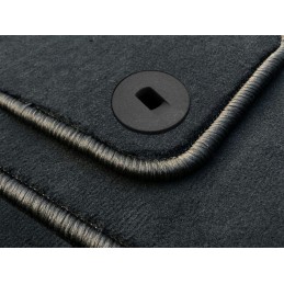 „Hyundai Tucson IV“ netinka hibridiniams 2020 m. modeliams – MAX-DYWANIK veliūriniai kilimėliai