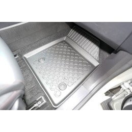 „Maxus Euniq 6“ (elektrinis) 5os visureigis 2022- Guminiai kilimėliai ARISTAR 604320