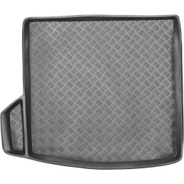 „Mazda 3“ sedano 2013–2018 m. bagažinės kilimėlis MIX-PLAST 20023