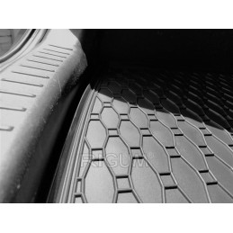 „Mazda CX-3 Crossover“ bagažinės kilimėlis RIGUM 420081 (nuo 2015 m. birželio iki 2021 m. gruodžio)