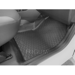 „Renault Express 2os Kombivan“ 2021- RIGUM 905793 guminiai kilimėliai kojų srityje. Sumontuoti RN vairuotojo.