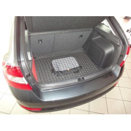 „Skoda Rapid Spaceback 2012–2019“ krovininis tinklas AUTO-MOTOR K0215 (75 × 105)