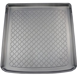 „Volkswagen Golf VIII“ ir „Golf VIII Hybrid Kombi 2020“ – bagažinės kilimėlis ARISTAR 193883G