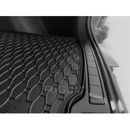 „Volvo XC40 Recharge“ elektrinis visureigis 2020 m. – RIGUM 438000 bagažinės kilimėlis