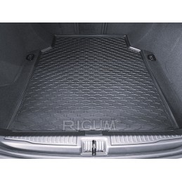 Alfa Romeo Giulia 2016- (4×2 / 4×4 pavara) bagažinės kilimėlis RIGUM 401028