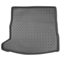 Alfa Romeo Stelvio visureigis 2016- (su žemų dažnių garsiakalbiu) bagažinės kilimėlis MIX-PLAST 12014