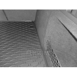 Audi A4 B9 Kombi 2015- Bagažinės kilimėlis RIGUM 402001