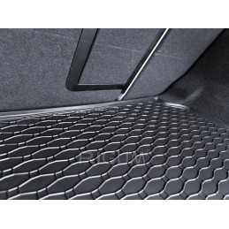 BMW X3 E83 visureigis 2004-2010 Bagažinės kilimėlis RIGUM 403251