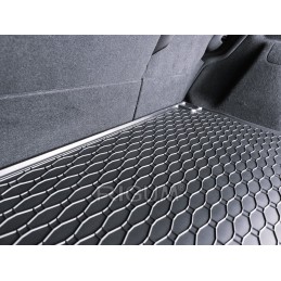 Honda HR-V II krosoverio 2015-2021 bagažinės kilimėlis RIGUM 409055