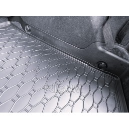 Hyundai i20 II hečbekas (apatiniai aukštai) 2014-2020 bagažinės kilimėlis RIGUM 410143