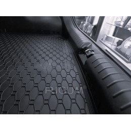 Kia Stonic (apatinė bagažinė) krosoveris 2017 - RIGUM bagažinės kilimėlis 415117