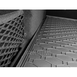 Mercedes B klasės W247 visureigis nuo 2019-12-12 Bagažinės kilimėlis RIGUM 421132