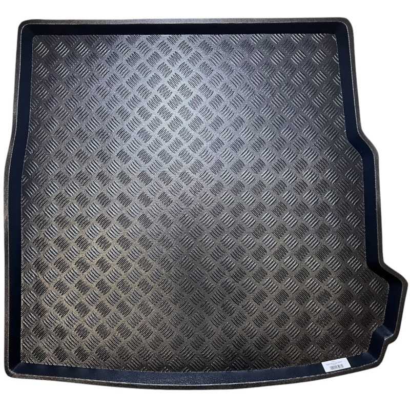 Mercedes C-klasės W206 sedano hibridas 2021- bagažinės kilimėlis MIX-PLAST 19071