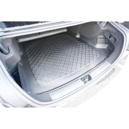 Mercedes E klasės W214 sedanas 10.2023- (įkraunamas hibridas) bagažinės kilimėlis ARISTAR 194030G