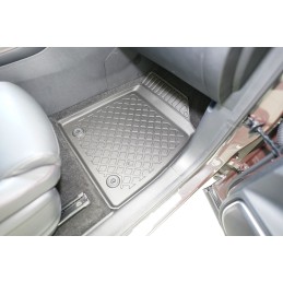 MG HS visureigis 2023- ARISTAR 604350 kilimėliai