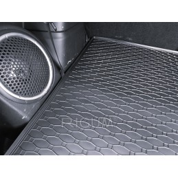Mitsubishi Outlander III SUV 2012-2022 Bagažinės kilimėlis RIGUM 423037