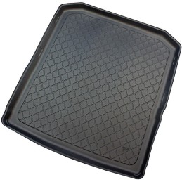 Skoda Superb III 3V Kombi 5D (apatinė bagažinė) 09.2015- Bagažinės kilimėlis ARISTAR 193291G