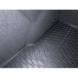 Skoda SuperB IV Kombi 2024- / Volkswagen Passat B9 Kombi 2024- Bagažinės kilimėlis RIGUM 437393