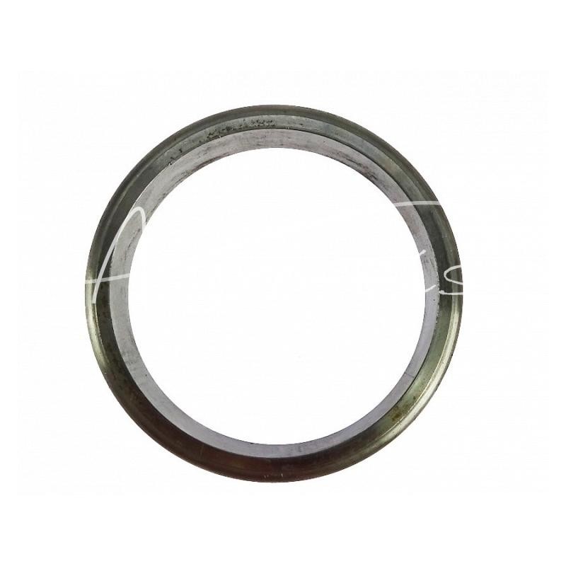 Skriemulio įvorė Ursus C-330 Rolmus - 5000195/R