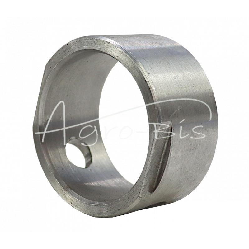 Galinio skirstomojo veleno įvorė T-25 - D37M1002138