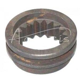 Kardaninio veleno sankabos įvorė T-25 kardaninio veleno sankaba - 1441111