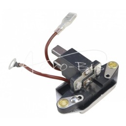 Generatoriaus reguliatorius su šepetėlių laikikliu 14V 72A, du diržai 9515672 Ursus C-385 ELMOT - 351750EL