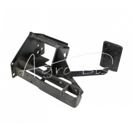 Ursus C-360 lenkų stabdžių siurblio laikiklis - 4662608/0