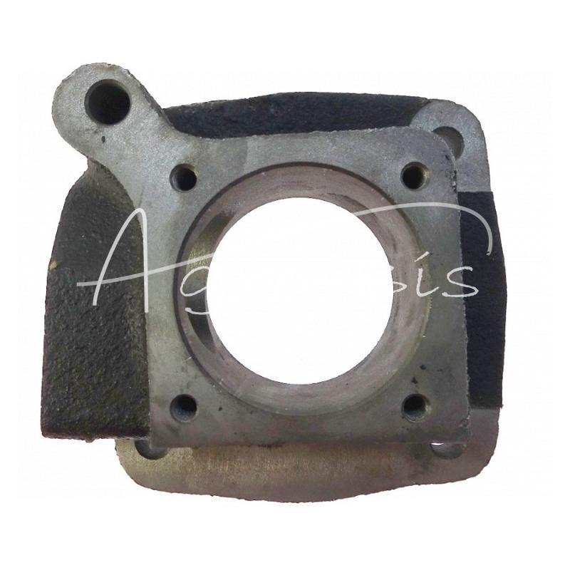 Ursus C-385 stūmoklinio siurblio dangtelis - 89419027