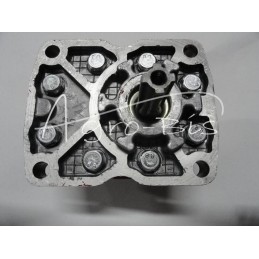 Hidraulinis kėlimo siurblys 4 peilių kairėje Vladimirec T-25 - NSZ-10L/4