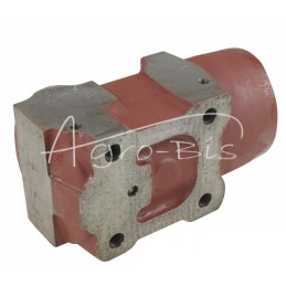 Ursus MF4 kėlimo cilindras - 1671082M1