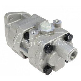 Kubota 3A111-82202 PZL HYDRAL dviejų sekcijų hidraulinis siurblys - T115036403H