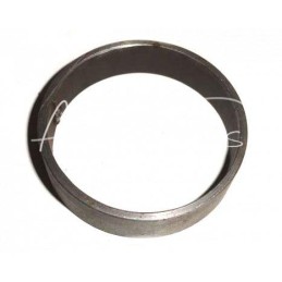 50 vnt - Ursus C-330 tarpinio korpuso centravimo įvorė, poliruota - 5001409/0