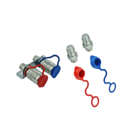 Pilnai sukomplektuota plokštė su dviem Euro ISO greitųjų jungčių rinkiniais, lizdu ir kištuku, M22x1,5 sriegis