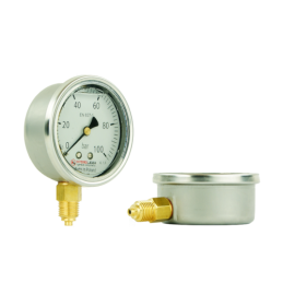 Lenkijoje pagamintas glicerino manometras, kurio ciferblato skersmuo yra 63 mm, o slėgio matavimo diapazonas – 0–100 bar.