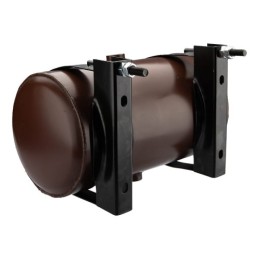 Universalus metalinis hidraulinės alyvos bakas, 10 litrų talpos, statinės tipo, su 206 mm spaustukais